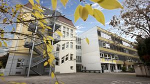 Hölderlin-Gymnasium bleibt zu
