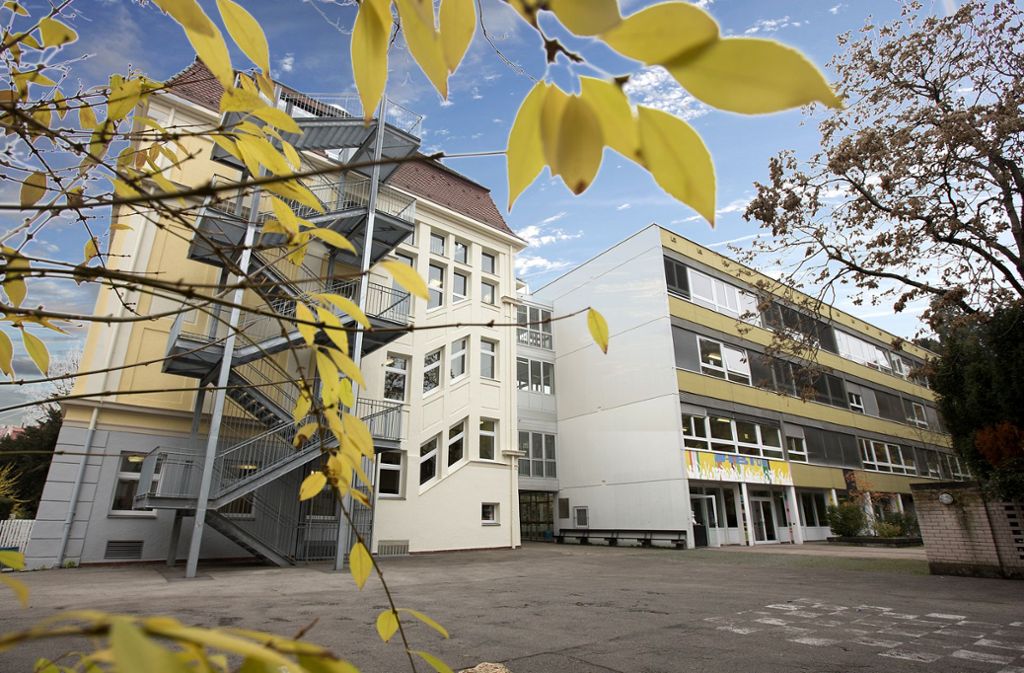 Coronavirus in Stuttgart: Hölderlin-Gymnasium bleibt zu