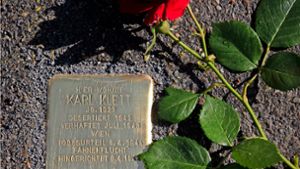 10 neue Stolpersteine in Stuttgart: Opfer des Nazi-Regimes – auch diese Schicksale sind nun  sichtbar