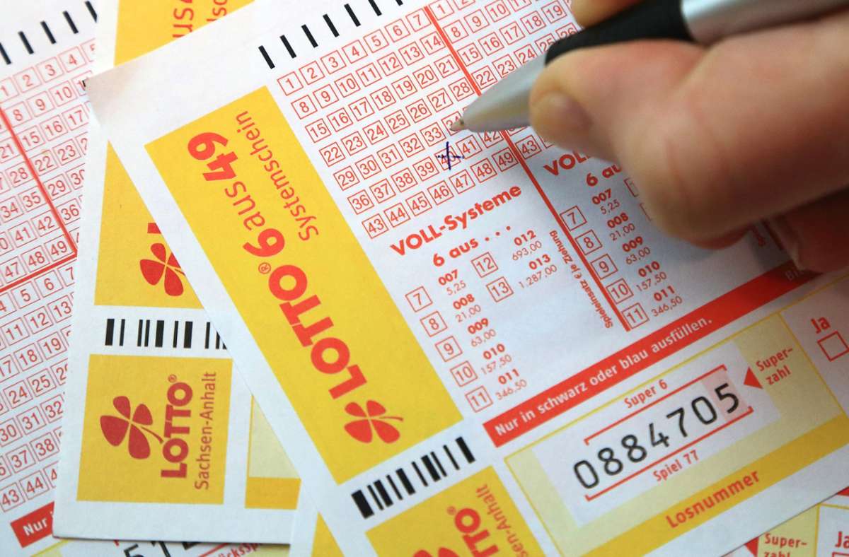 Rekordgewinn beim Lotto: Tipperin aus Baden-Württemberg holt 42,5 Millionen