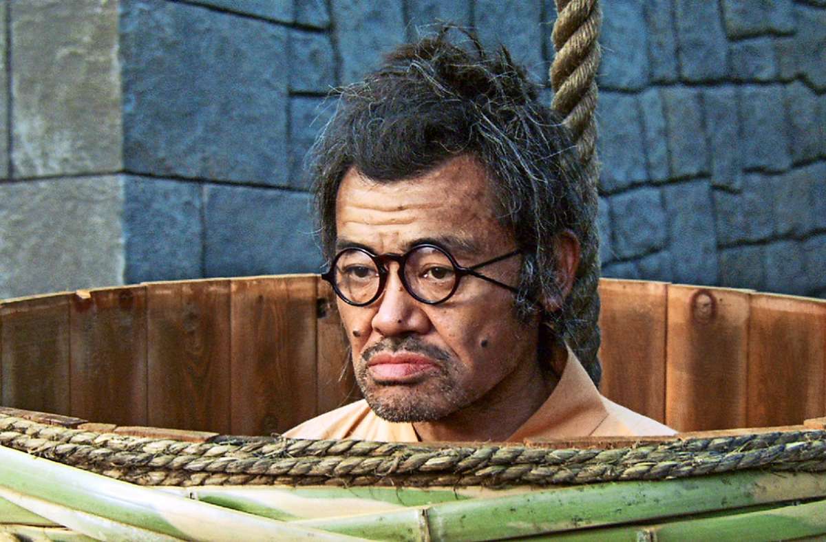 Der glücklose Kanjuro (Takaaki Nomi) steckt in „Samurai ohne Schwert“ ganz schön in der Patsche.