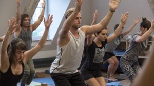 Stuttgarter Yogaschulen funken SOS