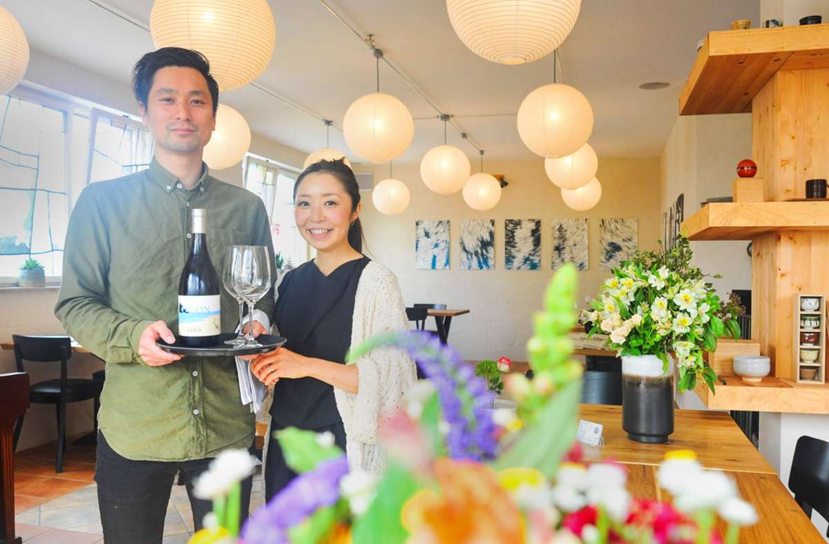 Shinichi Nakagawa und seine Frau Kanako haben während des Lockdowns das Restaurant Nagare eröffnet. Jetzt kann man endlich vor Ort essen. Wie famos die Menüs sind, sehen Sie in unserer Bildergalerie.