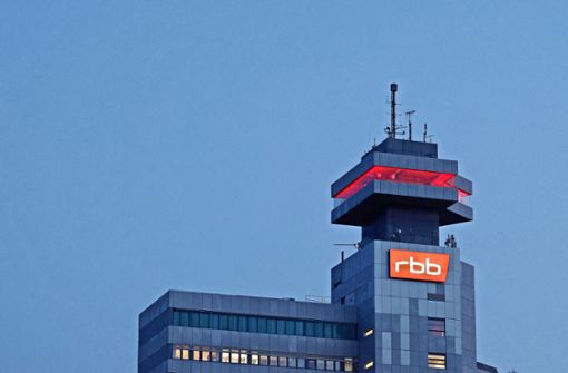 Die Affäre um die nun abberufene und zurückgetretene RBB-Intendantin strahlt auf den  gesamten öffentlich-rechtlichen Rundfunk in Deutschland aus. Foto: dpa/Carsten Koall