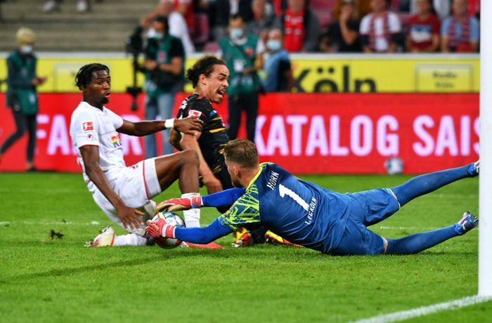 Fußball-Bundesliga: Spiel der aberkannten Tore:RB Leipzig vermeidet nächste Niederlage