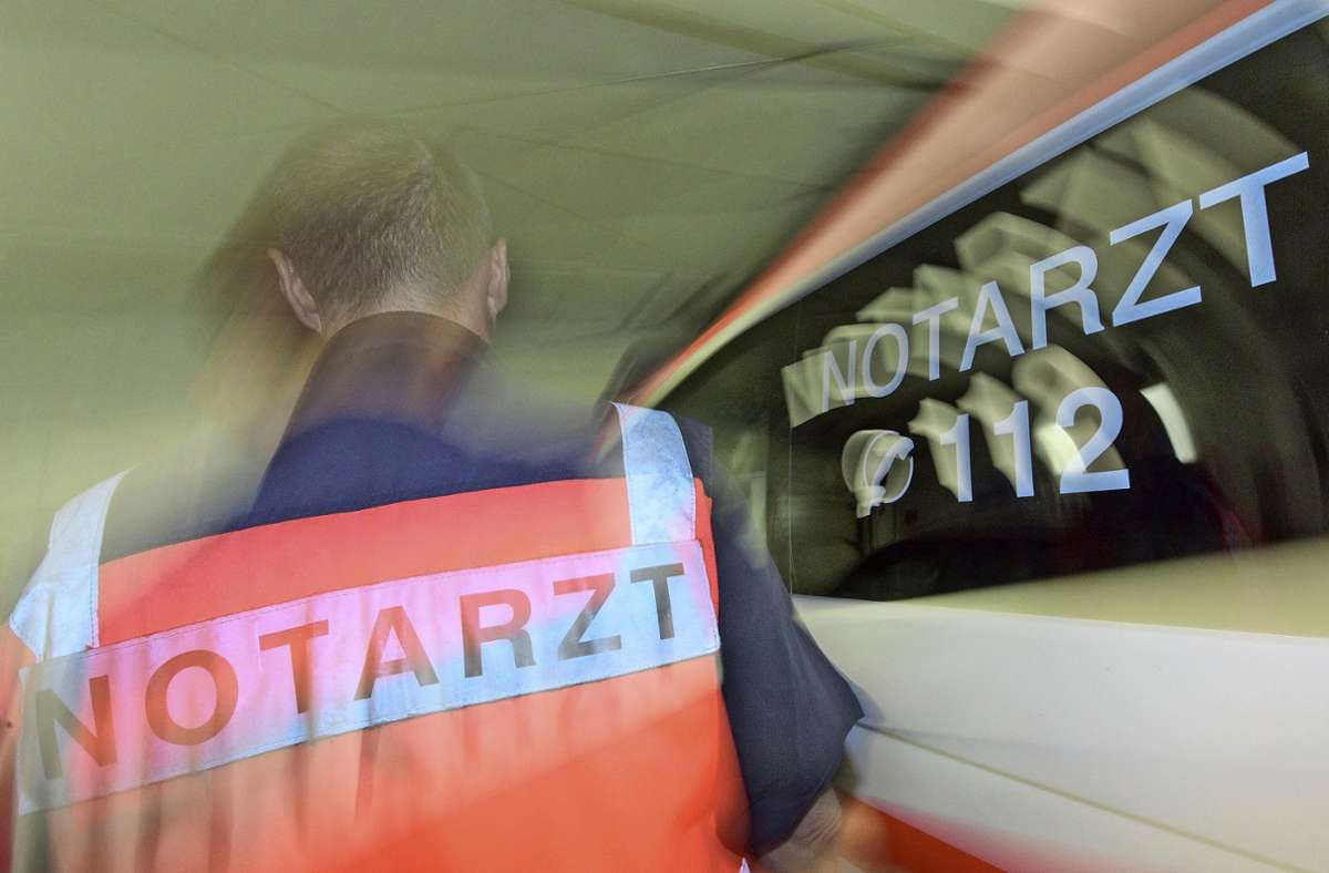 Friedrichshafen: Not-Kaiserschnitt nach Autounfall an Klinik - Fahrer stirbt