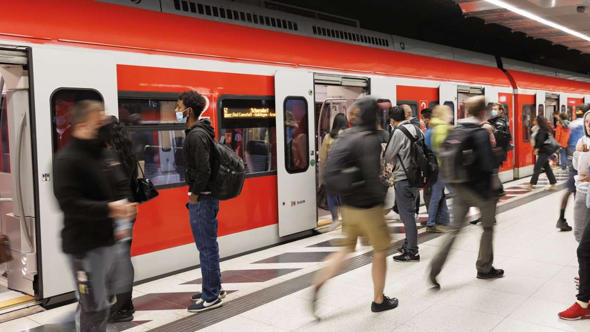 Störungen am  Stuttgarter Hauptbahnhof: Vogel als Ursache für Chaos im Hauptbahnhof
