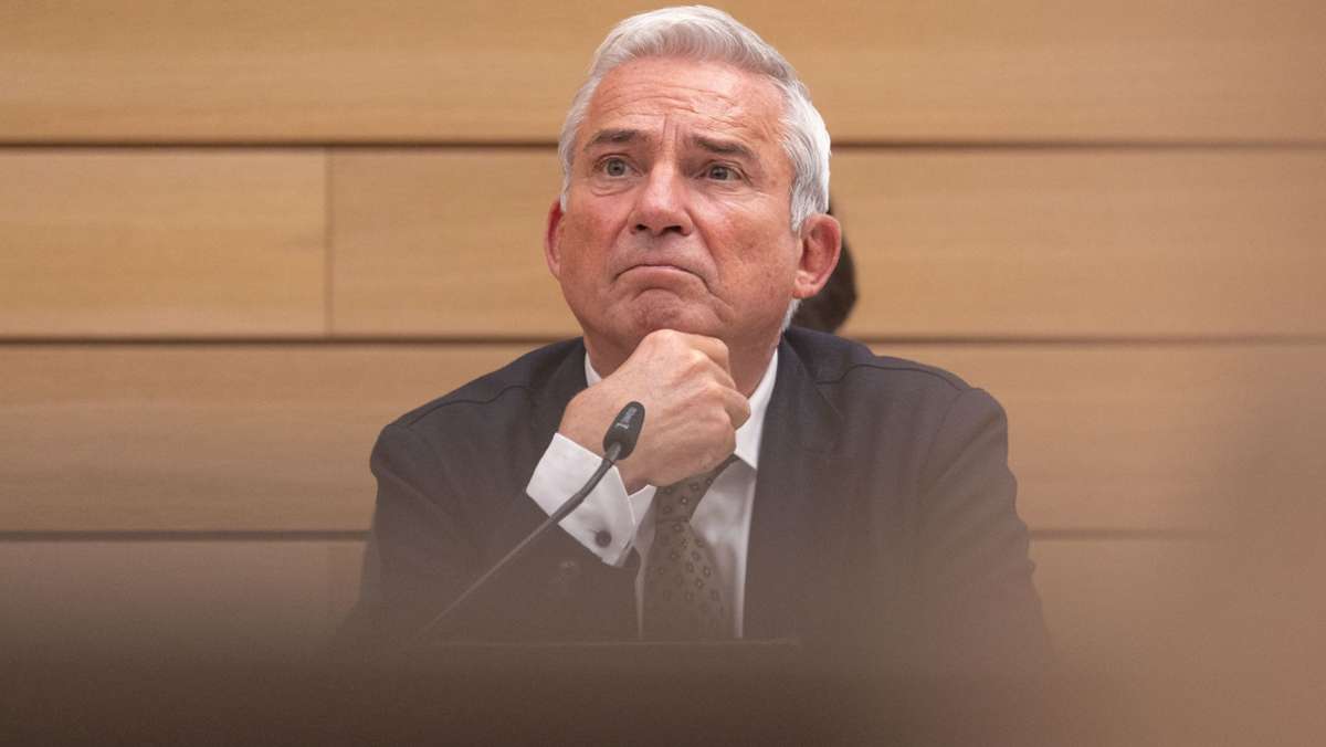 Affäre um Innenminister: FDP wirft Strobl „Hochstapelei“ in Frage um Jura-Examen vor