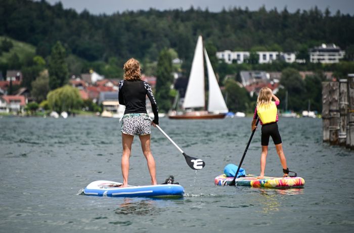 Auf dem Bodensee: Weltrekord für Yoga auf Stand-up-Paddles verpasst