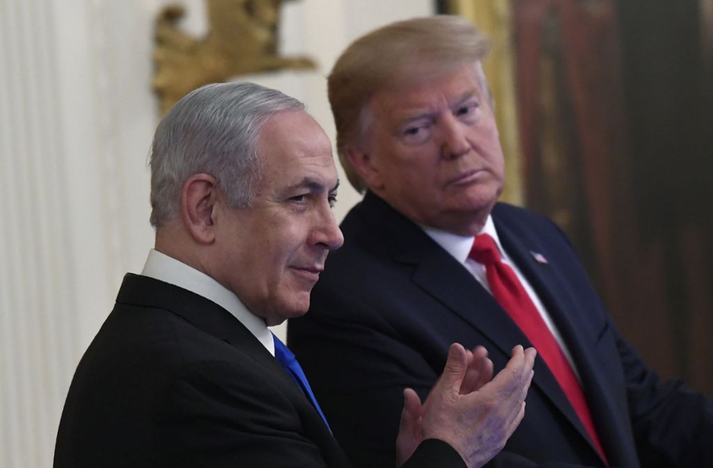 Nahost-Spitzentreffen im Weißen Haus: US-Präsident Donald Trump empfängt  Israels Premierminister  Benjamin Netanjahu (links). Foto: AP/Susan Walsh