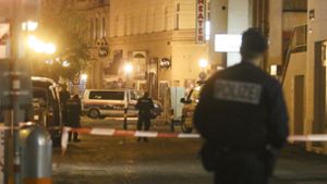 Vier Tote bei Terror-Anschlag - Razzien im Umfeld des Täters