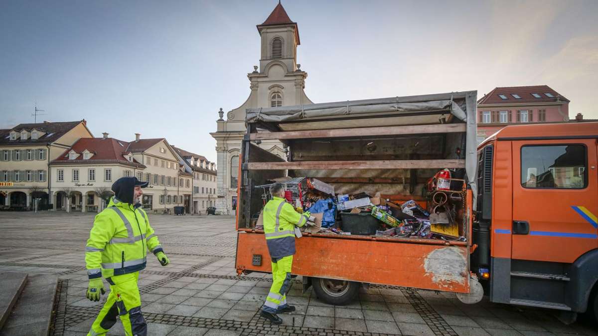 Neujahrsputz in Ludwigsburg: Unterwegs mit  Frühaufstehern: So wird am Neujahrsmorgen die Stadt gereinigt