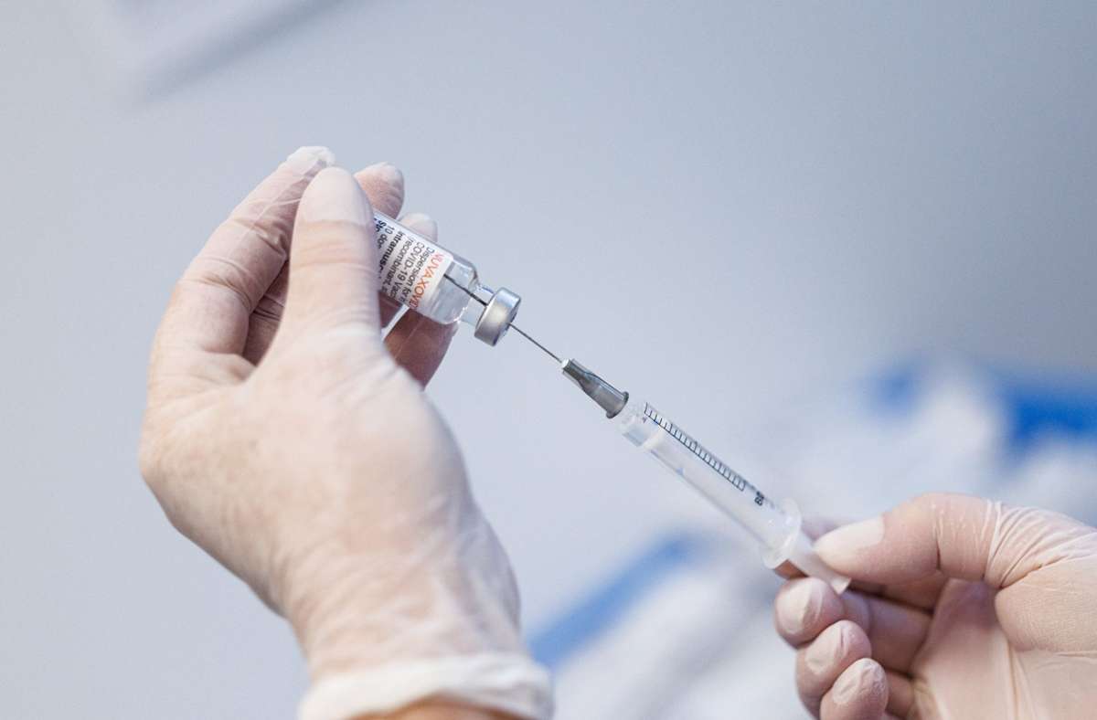 Coronavirus in Deutschland: Bund will weiteren Impfstoff für den Herbst beschaffen