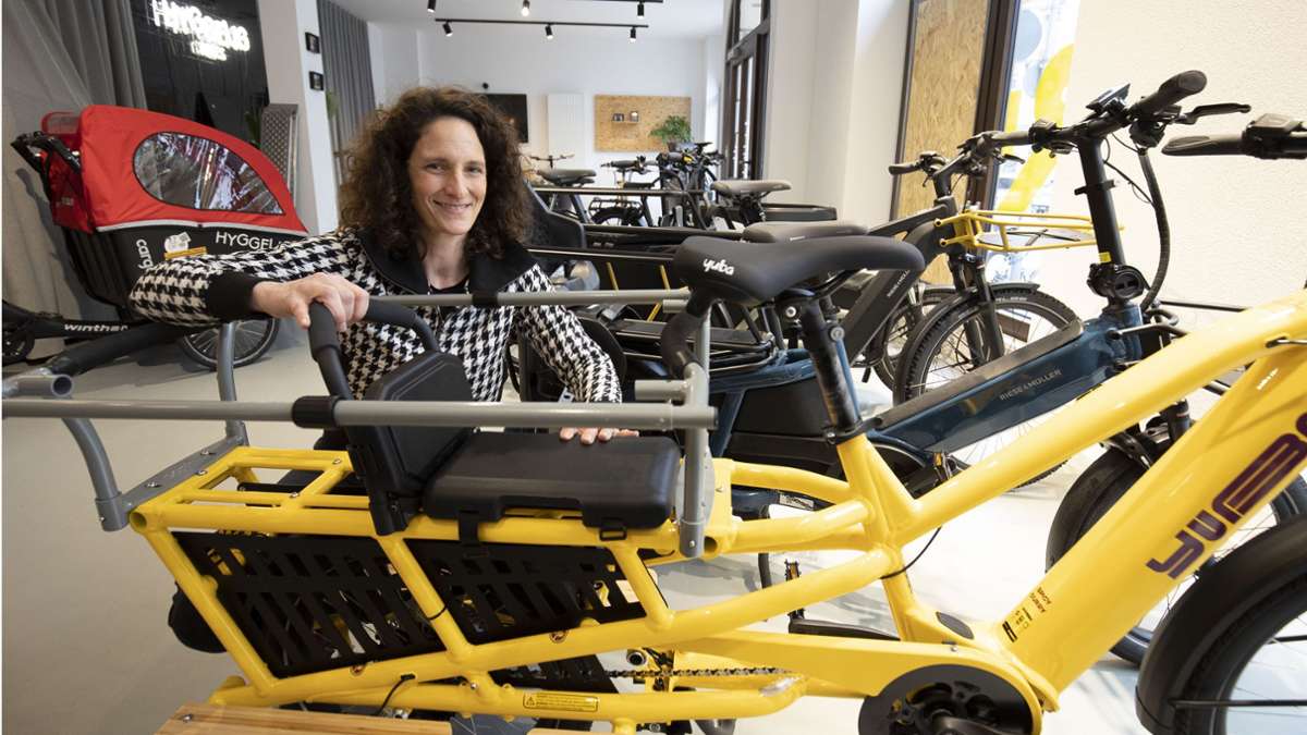 Verkauft seit neun Jahren Lastenräder: Anne Pelzer von Hyggelig Bikes im Stuttgarter Süden