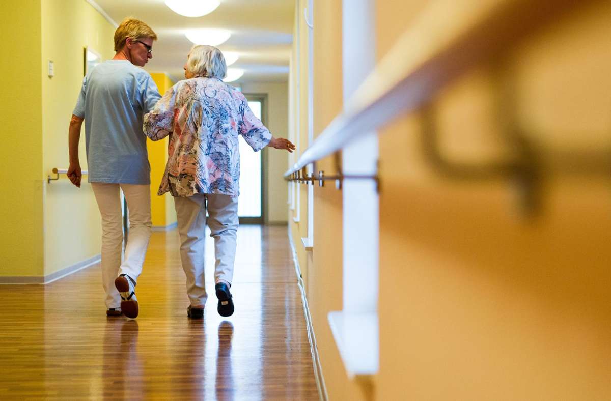 Reform der Pflegeversicherung: Höherer Beitrag, mehr Leistungen in der Pflege