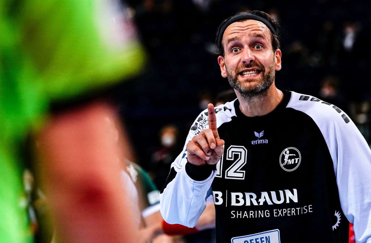 Silvio Heinevetter  präsentiert sich auf dem Handballfeld sehr extrovertiert, ansonsten eher hintergründig. Foto: dpa/Axel Heimken