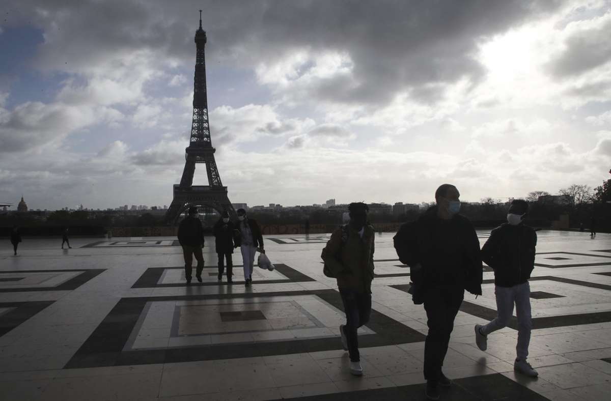 Corona-Pandemie in Paris: Unerreichbare Parks in Paris