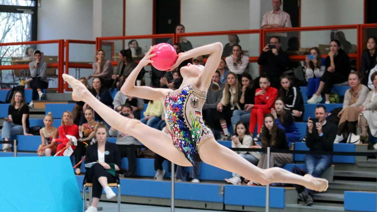TSV Schmiden: Gymnastik International: Die Weltmeisterin macht sich daheim rar