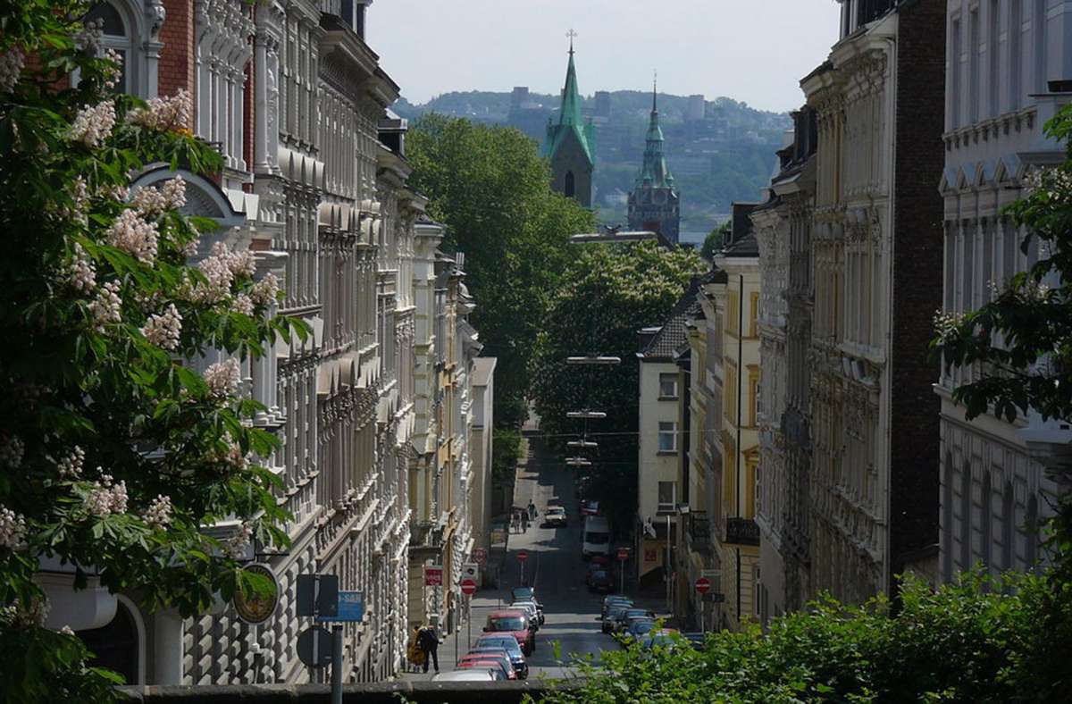 Deutschland: Typisch für Wuppertal sind steile, enge Straßenzüge – wie hier in der Elberfelder Nordstadt.Wikipedia commons/Atamari/CC BY 3.0