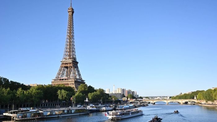 Betrunkene US-Touristen übernachten heimlich  auf Eiffelturm