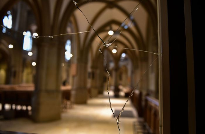 Vandalismus in der Johanneskirche  Stuttgart: Tatverdächtiger in Klinik eingewiesen