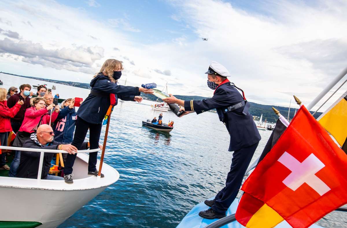 Bodensee: Deutsche und schweizerische Schiffe bilden Stern