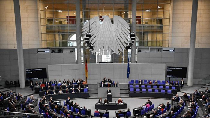 Bundestag setzt Schuldenbremse aus