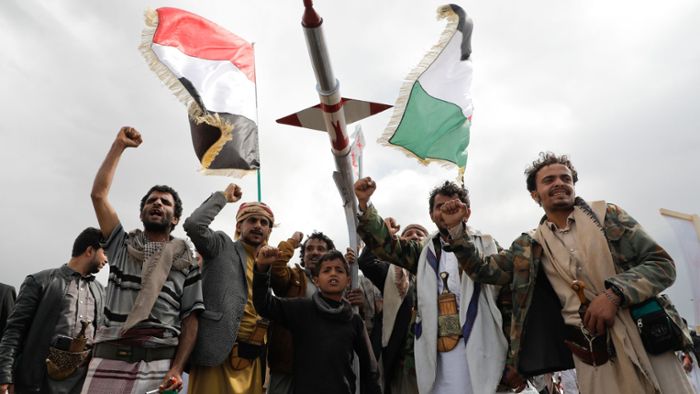 Huthi drohen mit Angriffen auf Seeroute um Südafrika