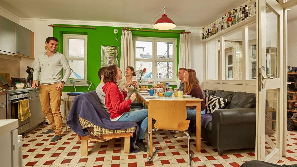 Wohnen Region Stuttgart: Wie Studierende nach bezahlbaren Zimmern suchen