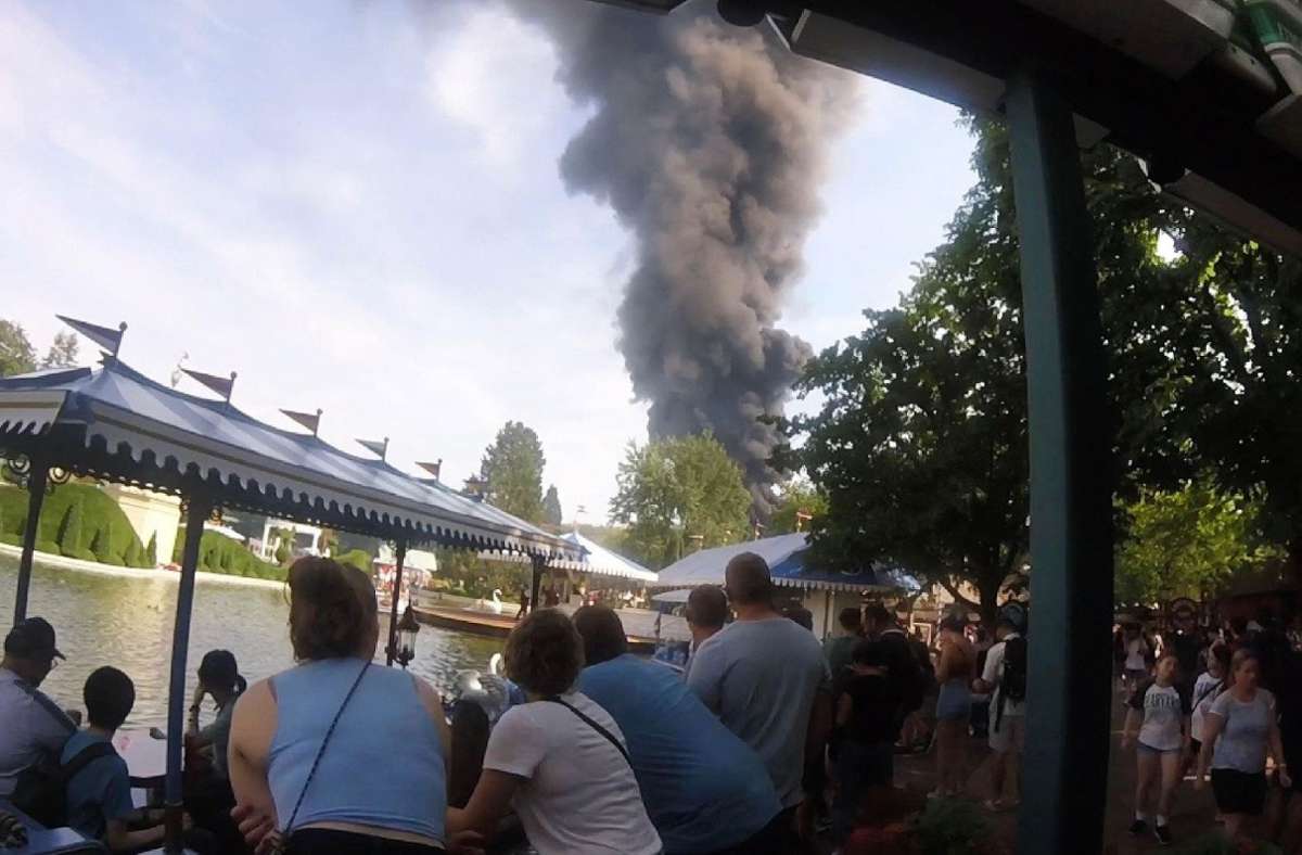 Brand im Europa-Park: So erlebten Augenzeugen die  Evakuierung