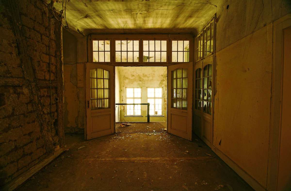 Lost Places – Sanatorium Charlottenhöhe: Besuch an einem fast vergessenen Ort