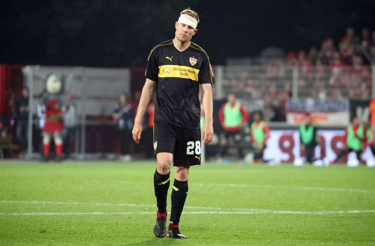 Mit 2:2 trennt sich der VfB in Stuttgart von Union Berlin, nach dem 1:1 im Relegations-Rückspiel  steht im Mai 2019 endgültig fest: Der VfB muss wegen der Auswärtstorregel wieder runter in Liga zwei, Holger Badstuber ist vom Spiel an der alten Försterei gezeichnet.