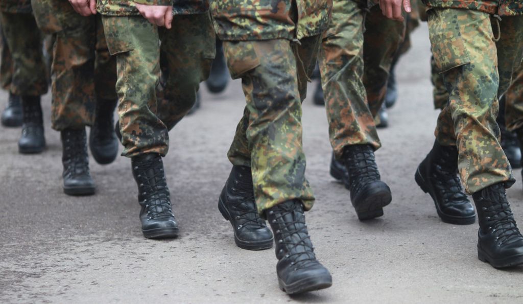Die 21-Jährige war von einem anderen Soldaten auf das Gelände gebracht worden: Calw: Bundeswehrsoldat soll Frau in Kaserne vergewaltigt haben