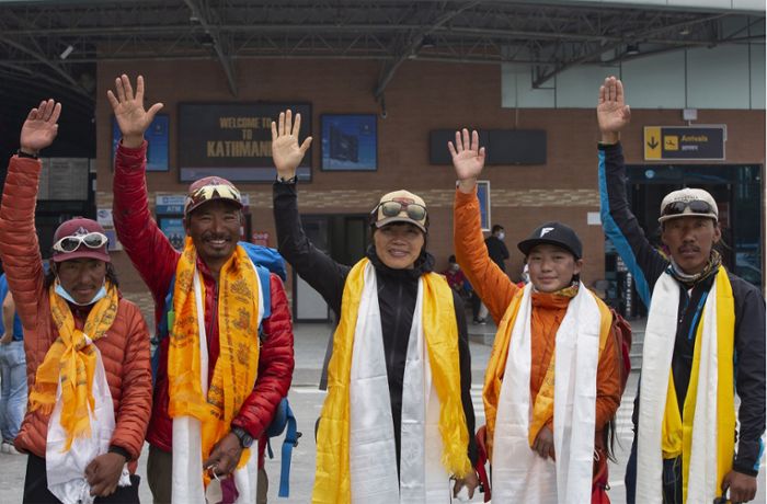Rekorde auf dem Mount Everest: Schnellste Frau, 25 Aufstiege, 8 Geschwister auf dem Mount Everest