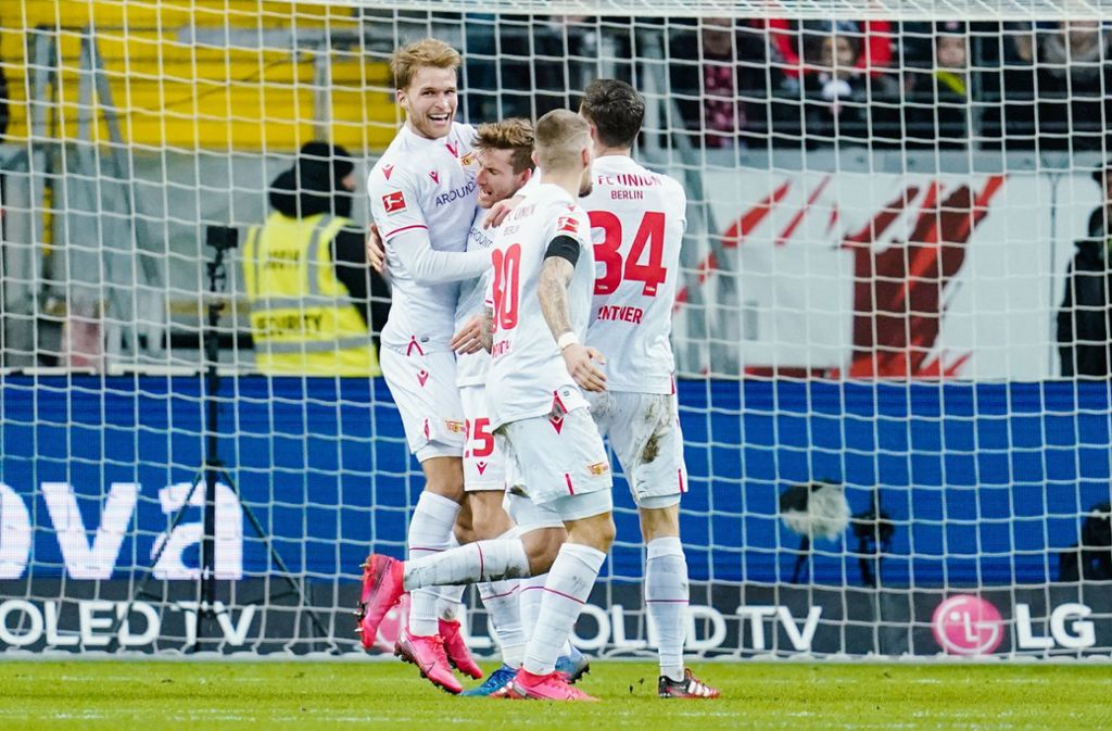 Eintracht Frankfurt gegen FC Union Berlin: Union nach 2:1-Sieg vor der Eintracht