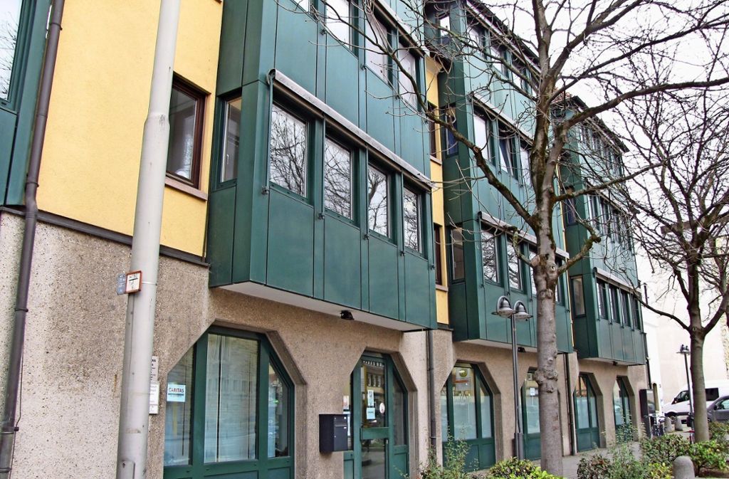 Bad CannstattGemeindepsychiatrisches Zentrum in die Brückenstraße eingezogen: Ehemaliger Polizeiposten wieder genutzt