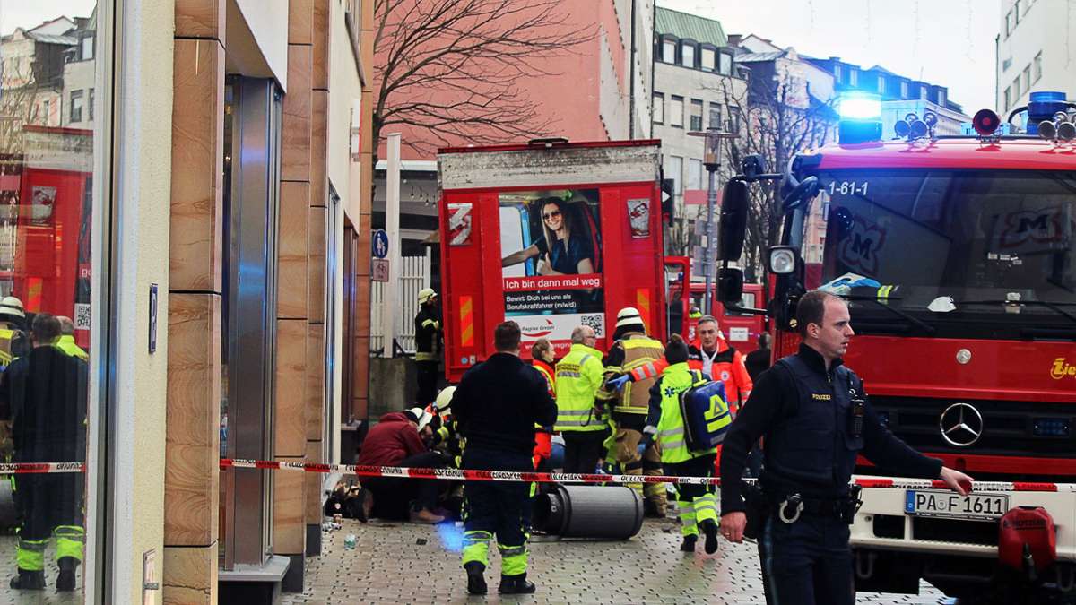 Nach Lastwagenunfall in Passau: 11-jähriges Mädchen stirbt im Krankenhaus