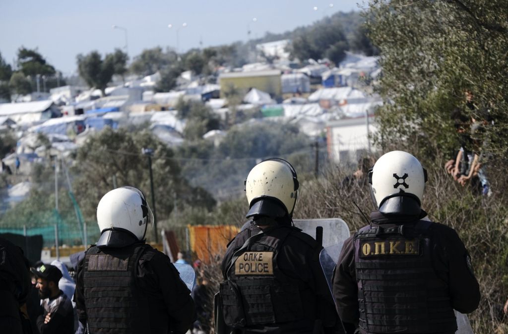Flüchtlingskrise: Polizisten aus dem Land sollen an griechischer Grenze helfen