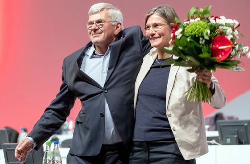 IG-Metall-Chef Jörg Hofmann und Vize Christiane Benner (hier beim Gewerkschaftskongress 2019 in Nürnberg) – der eine geht, die andere bleibt. Foto: dpa/Daniel Karmann