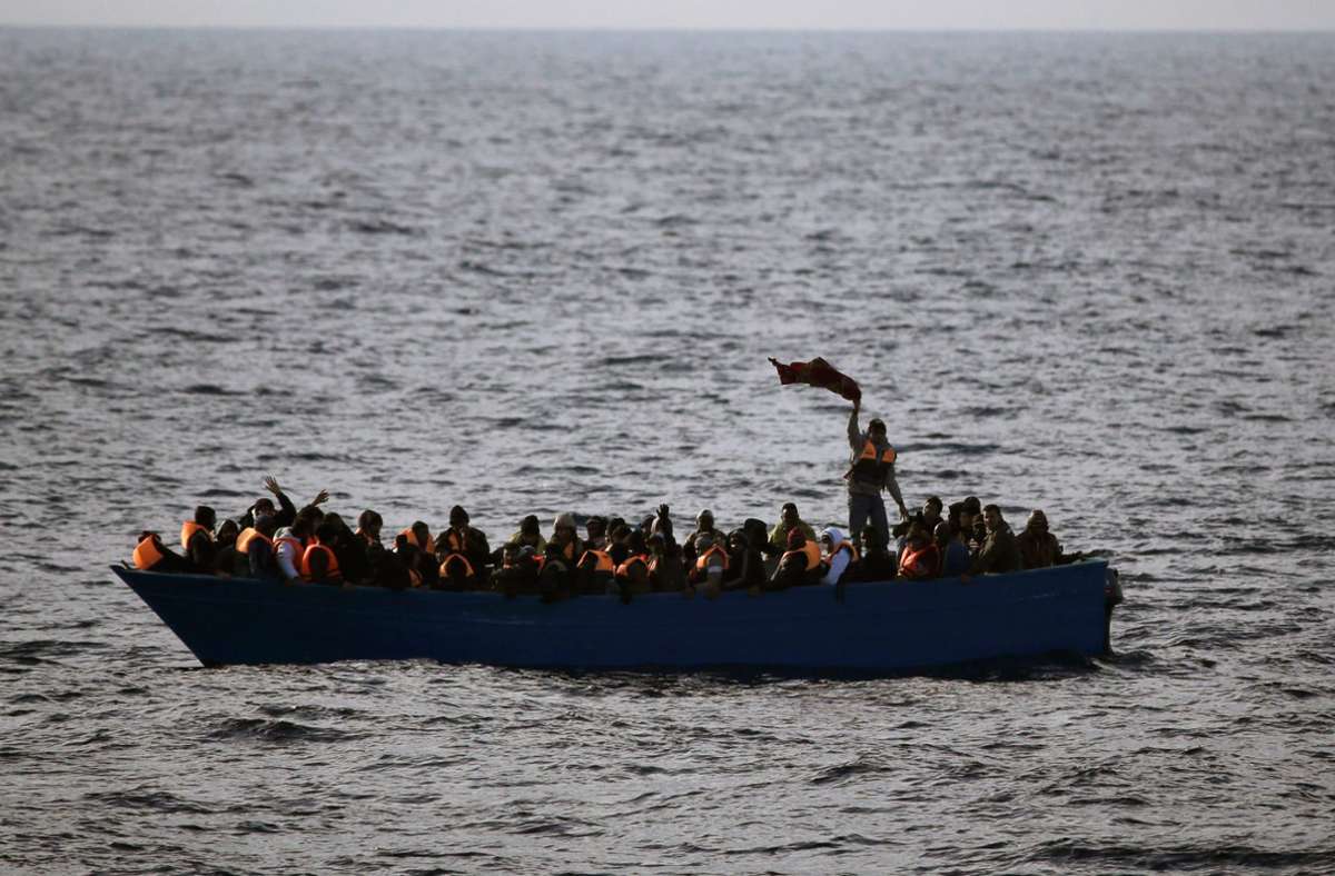 Mittelmeer: Fast 100 Tote nach Untergang von Flüchtlingsboot