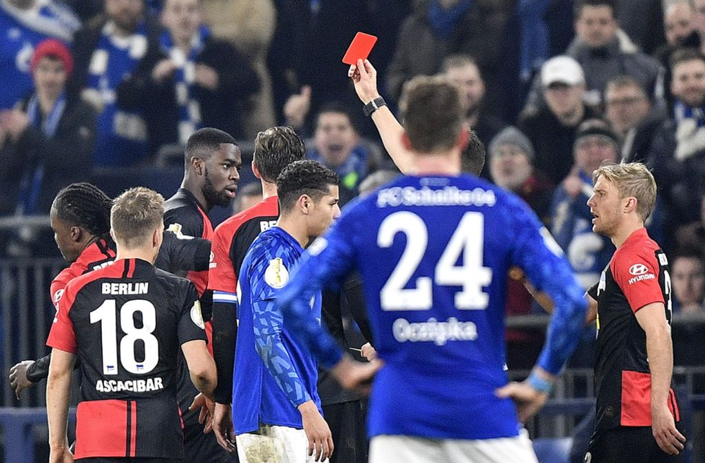 Nach Pokal-Aus bei Schalke 04: Hertha klagt über rassistische Beleidigungen gegen Jordan Torunarigha