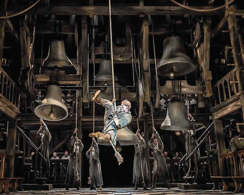 Musical-Klassiker kommt nach Stuttgart - Disneys „Der Glöckner von Notre Dame“ feiert am 18. Februar 2018 im Stage Apollo Theater Premiere: Quasimodo in Möhringen