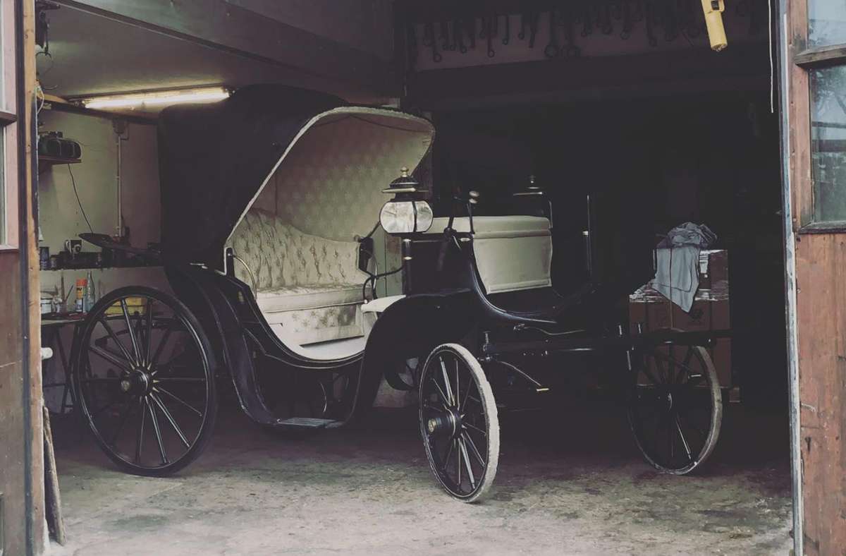 Die Kutsche des Königs ist bei der Ausstellung zum 100. Todestag von Wilhelm II. im Stadtpalais ausgestellt worden.