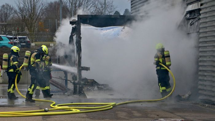 300 000 Euro Schaden durch Containerbrand
