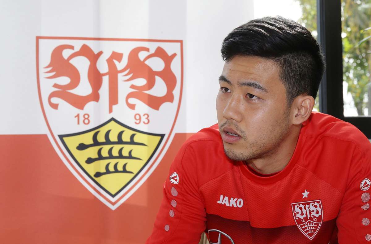 Die Wege trennen sich: Wataru Endo verlässt nach vier Jahren den VfB Stuttgart.