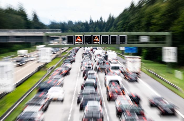 Reiseverkehr auf der Autobahn: ADAC rechnet am Wochenende erneut mit vielen Staus