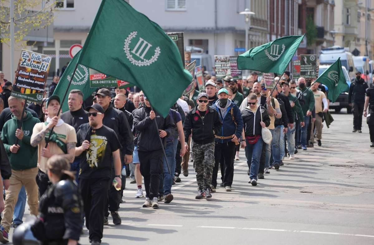 Rechtsextremismus 2022: Mehr als 15.000 Teilnehmer bei Nazi-Aufmärschen