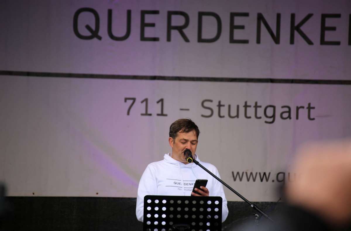 „Querdenken“-Gründer in U-Haft in Stuttgart: Hunderte Menschen bei Demo für Ballweg erwartet