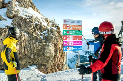 Die Sellaronda, eine Hauptattraktion in den Südtiroler Skigebieten,  führt  durch Wolkenstein, in dem sich auch einige Touristen infiziert haben. Foto: Harald Wisthaler