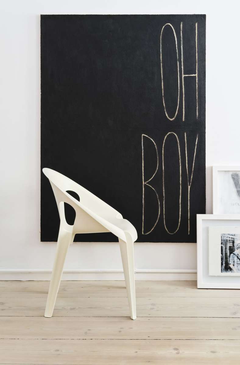 Für Aufsehen in der Designwelt gesorgt hat dieses Jahr auch Konstantin Grcics „Bell“-Chair für den italienischen Hersteller Magis. Er ist aus Kunststoffresten industrieller Produktion . . .